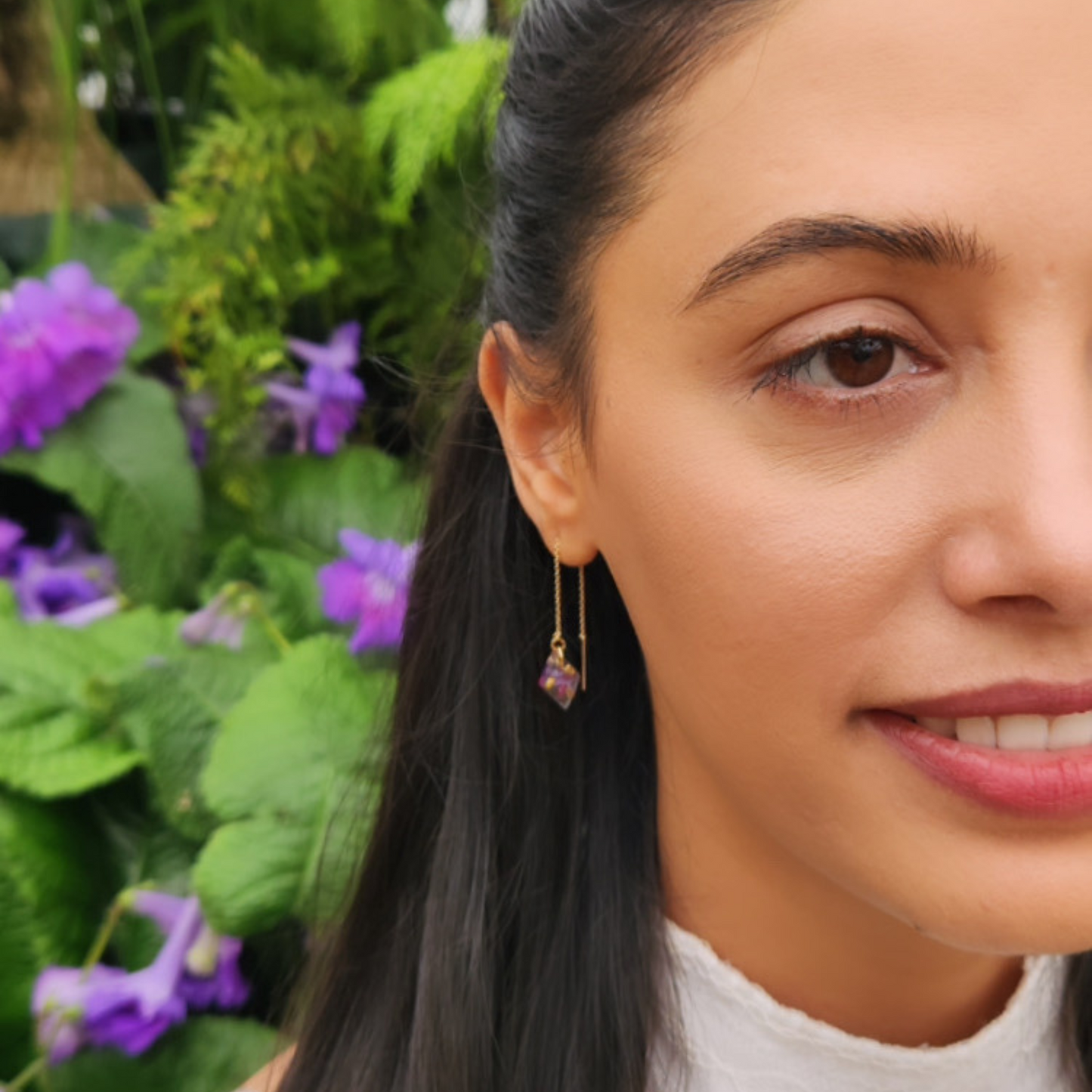 Lilás Flower Threader Earrings